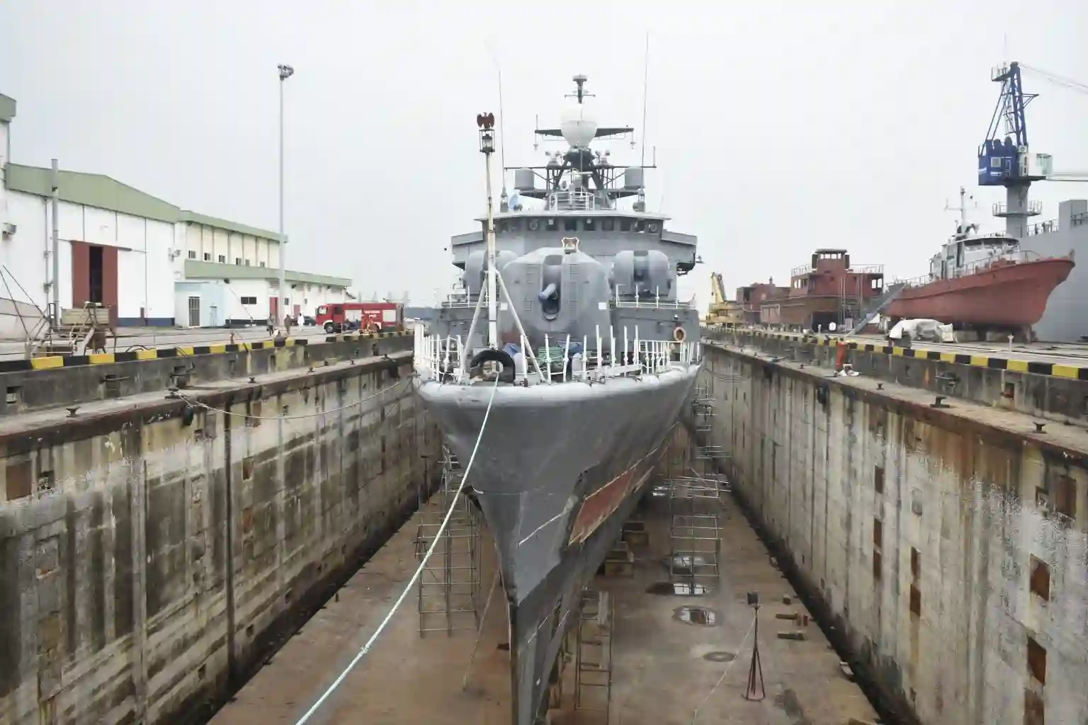 Vessel Docking & Undocking