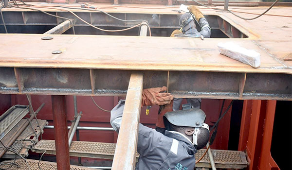 Hull Repair & Maintenance